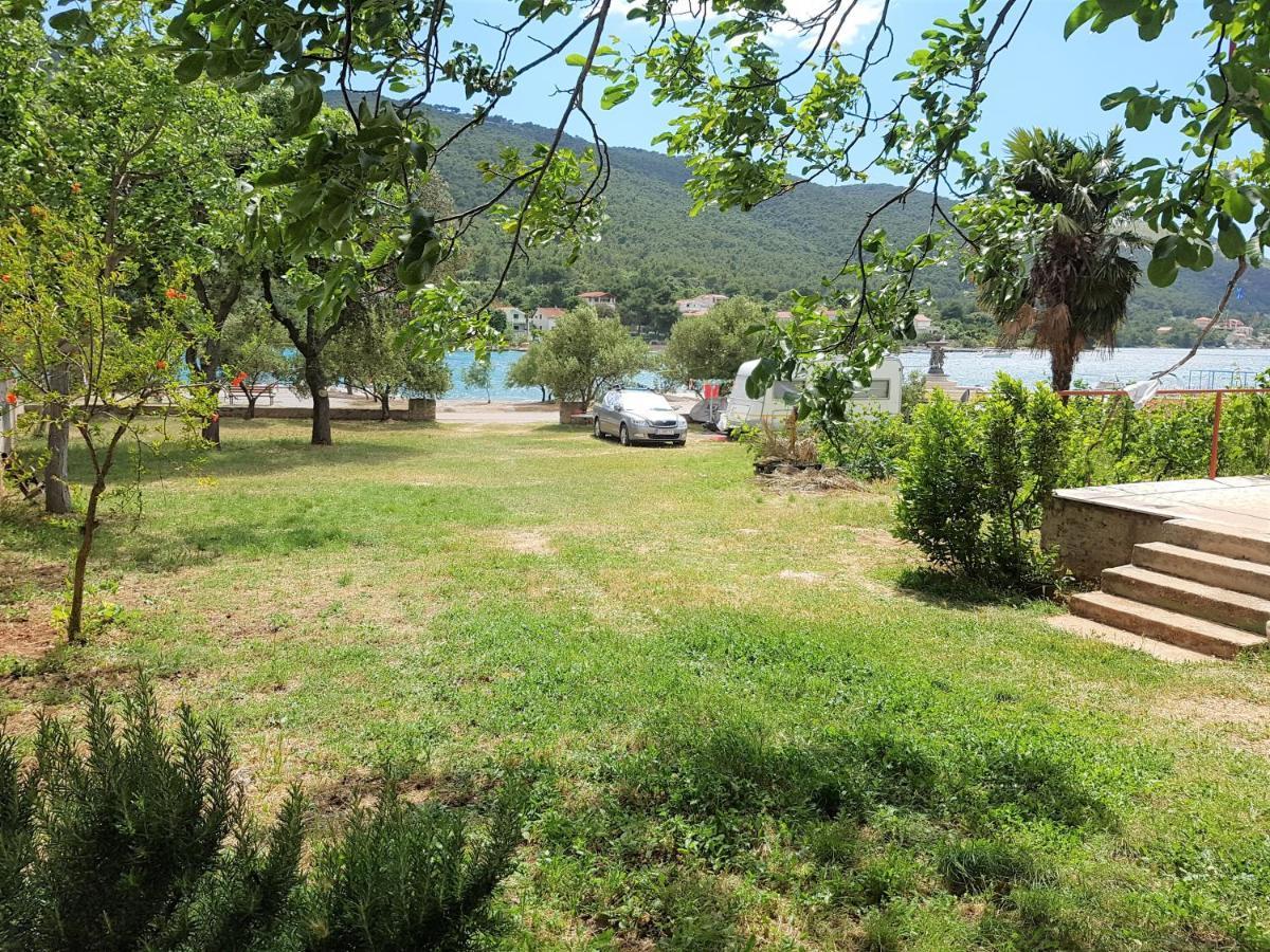 Auto Camp On The Beach - Grebaštica Exteriér fotografie