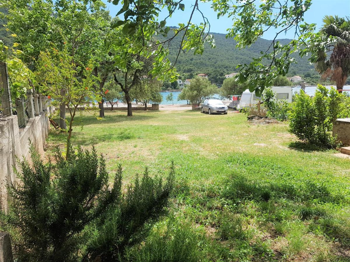 Auto Camp On The Beach - Grebaštica Exteriér fotografie