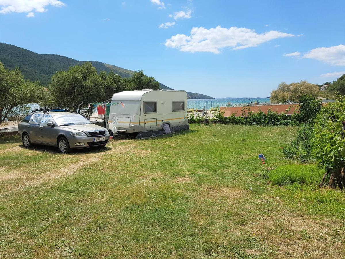 Auto Camp On The Beach - Grebaštica Exteriér fotografie