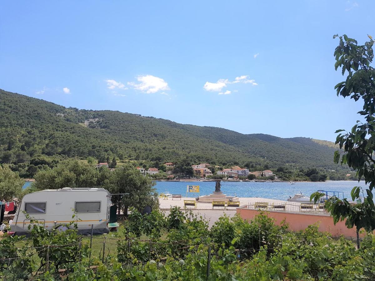 Auto Camp On The Beach - Grebaštica Exteriér fotografie